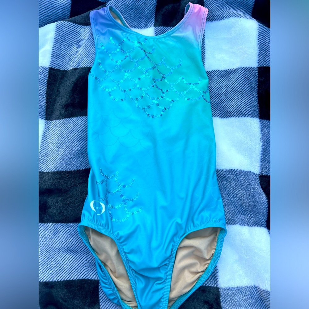 SOLD (on cross post) Ozone leotard
